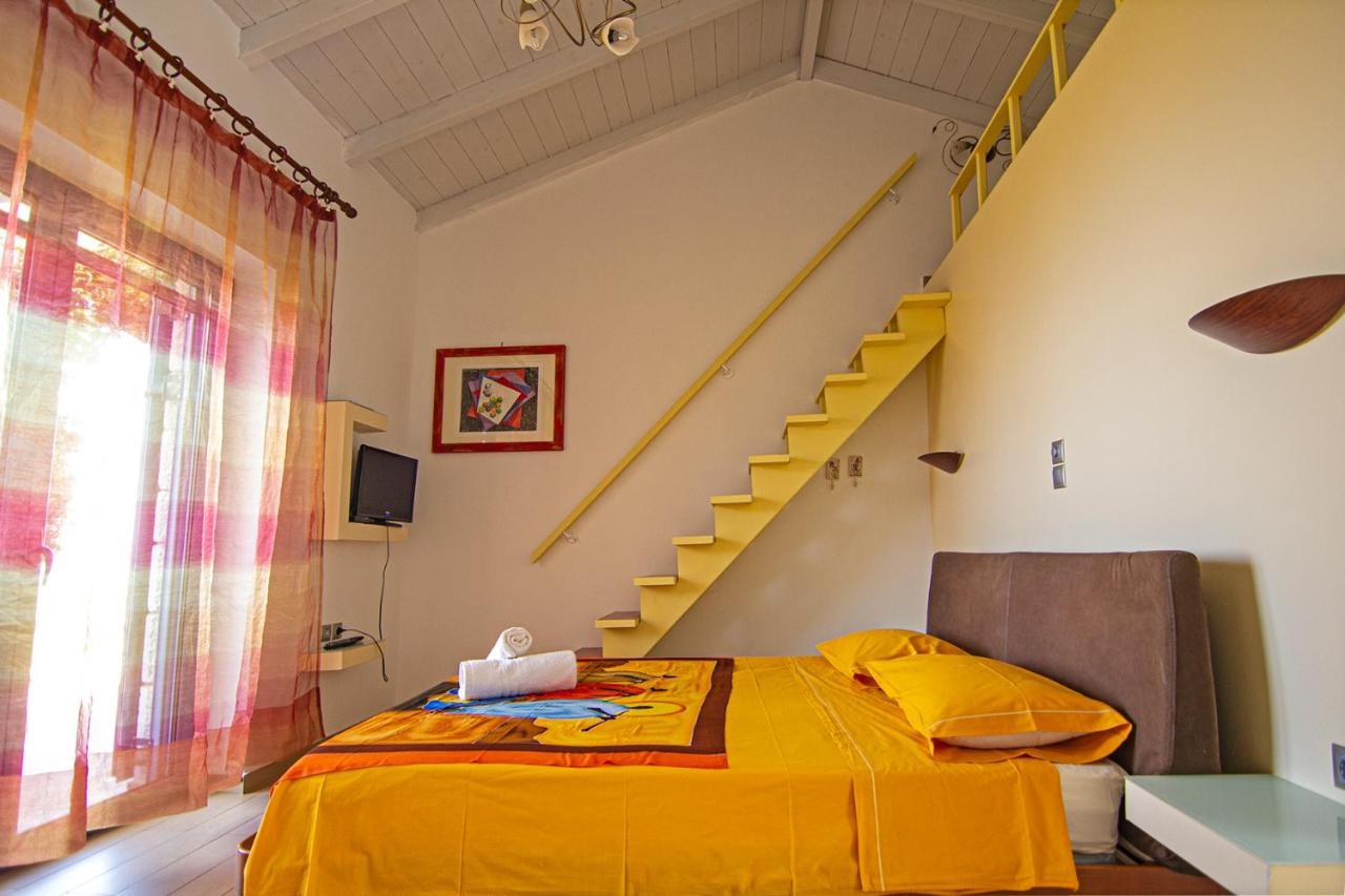 Sto Spiti Bed & Breakfast Pigi  ภายนอก รูปภาพ